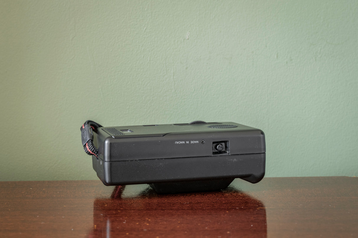 EX-DISPLAY MINT BOXED Hanimex 35HS 35mm Point and Shoot Film Camera