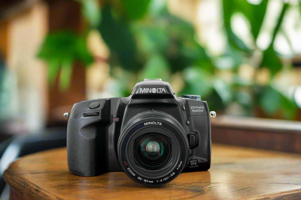 Minolta Dynax 500si + Minolta AF Zoom 35-80mm F5.6 Zoom Lens