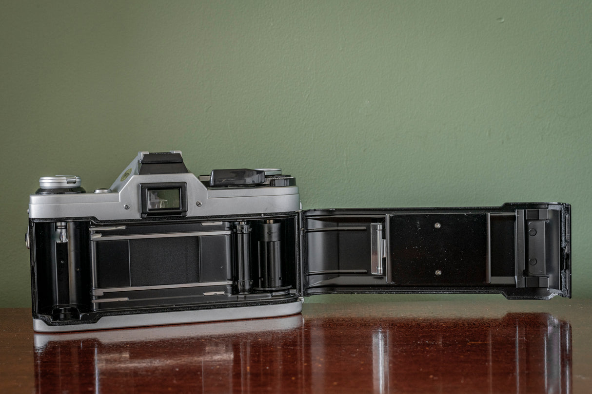 STUNNING Canon AE1 35mm SLR Film Camera + Canon 28mm F2.8 FD Lens