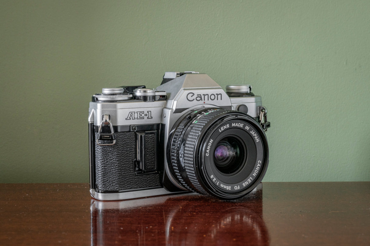 STUNNING Canon AE1 35mm SLR Film Camera + Canon 28mm F2.8 FD Lens
