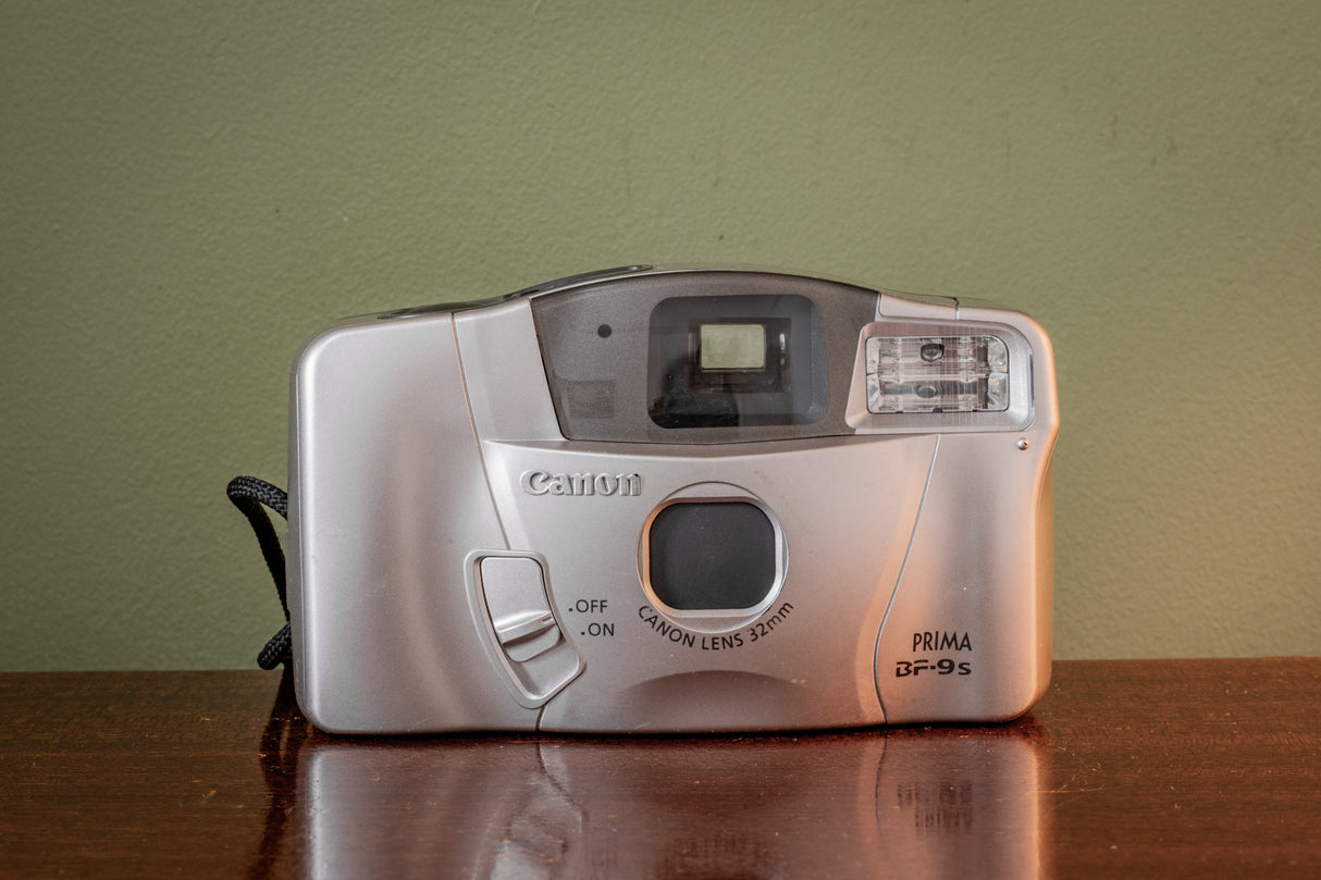 Boxed Canon Sure Shot BF-9s 35mm Point and Shoot Film Camera