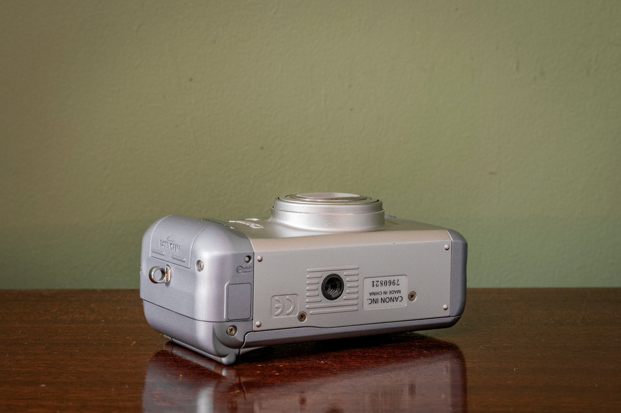 Boxed Canon Sureshot 130u 35mm Point and Shoot Film Camera