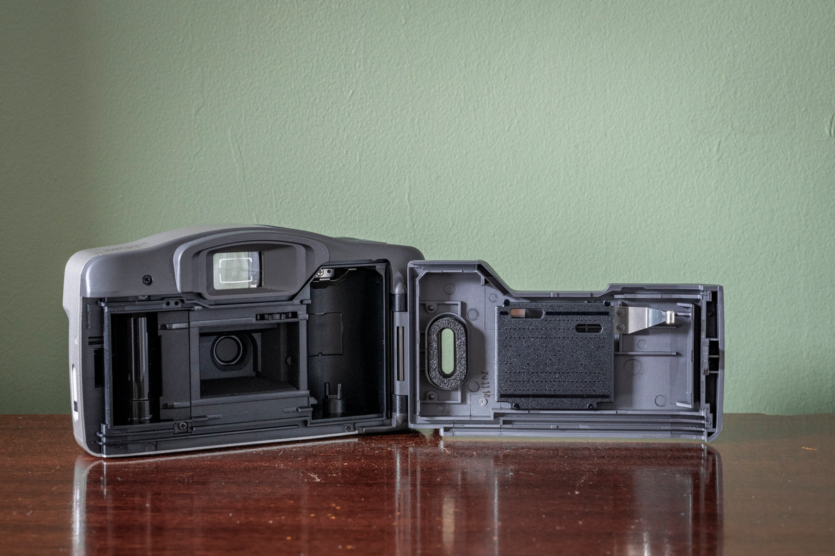 Canon Sure Shot AF-7s 35mm Point and Shoot Film Camera