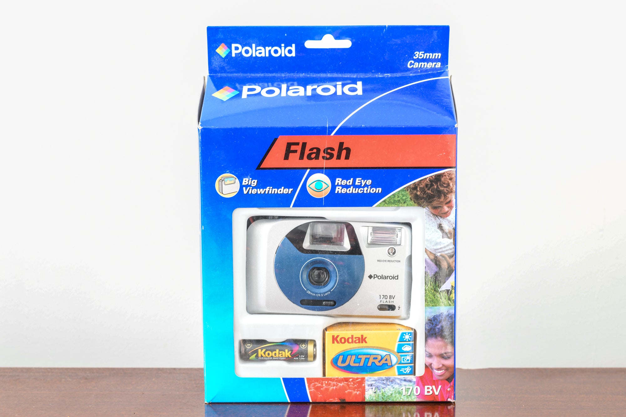 BRAND NEW Polaroid 170BV 35mm Film Camera Kit F16 Film Camera Store