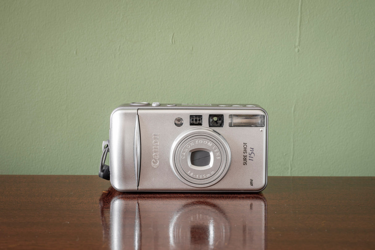 Ex-Display ( LIKE NEW ) Boxed Canon Sure Shot 115u 35mm Point and Shoot Film Camera