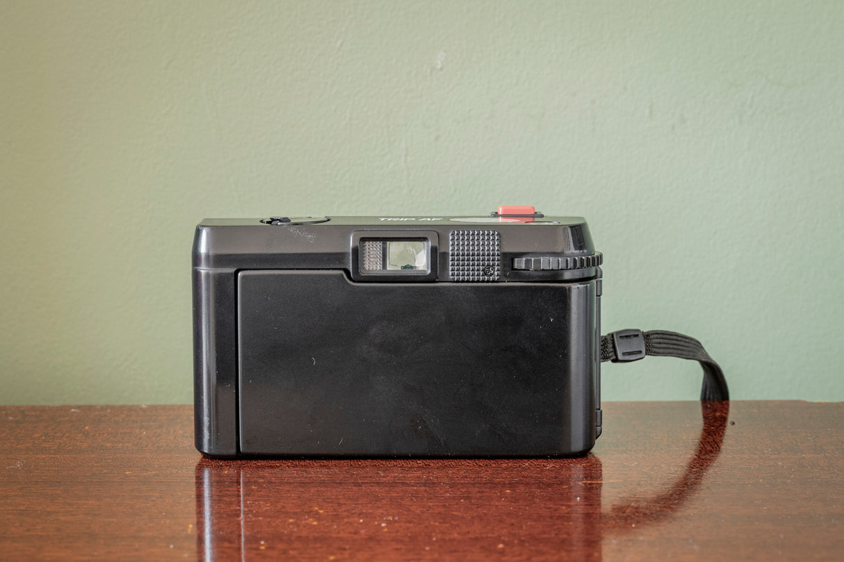BOXED RARE Olympus Trip AF 35mm Point and Shoot Film Camera