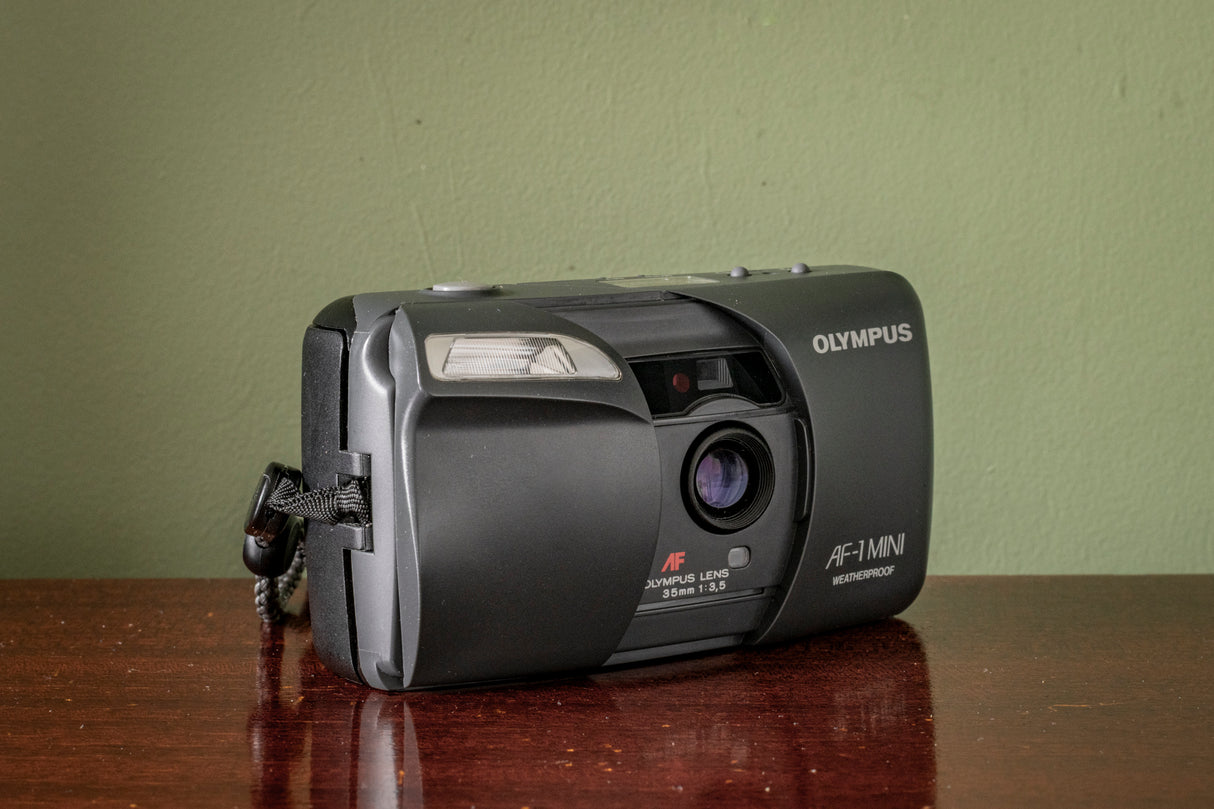 RARE BOXED - Ex Display ( Like New ) Olympus AF-1 Mini 35mm Point and Shoot Film Camera