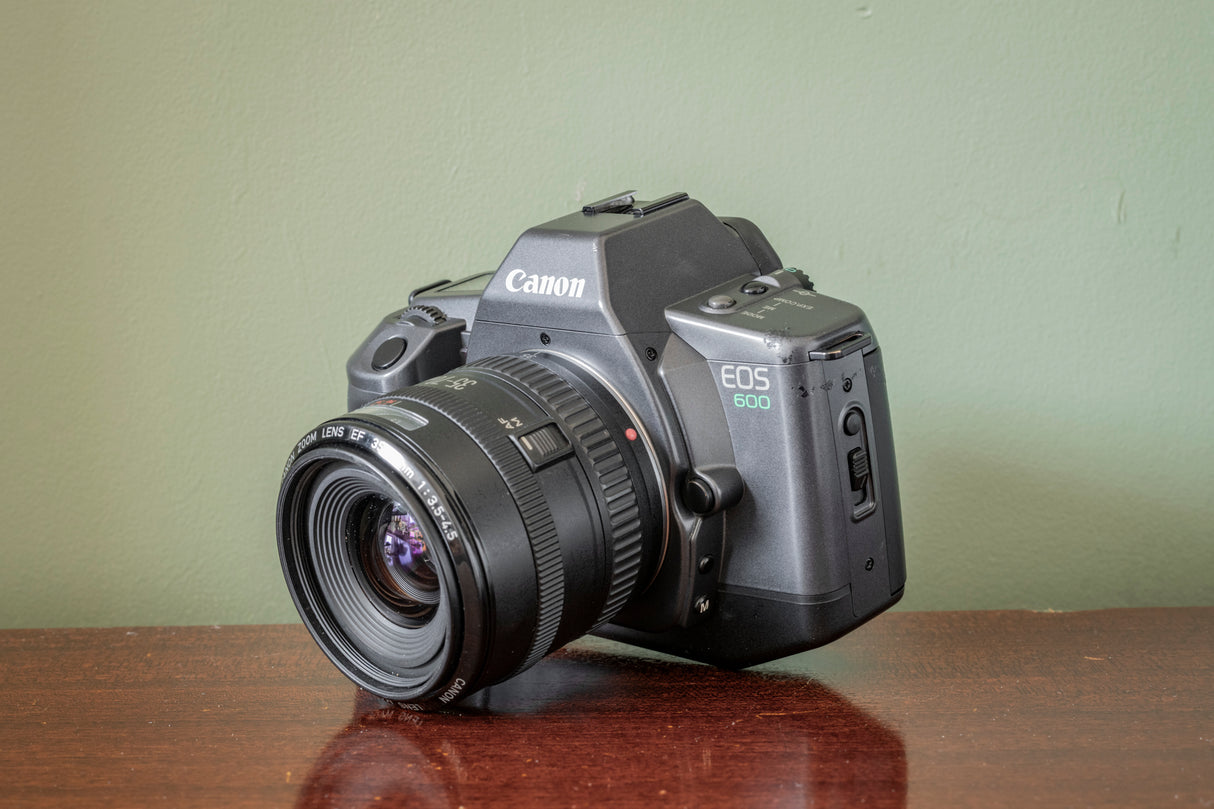 Canon EOS 600 35mm Digital SLR Film Camera with Canon 28-80mm F3.5-4.5 Zoom Lens
