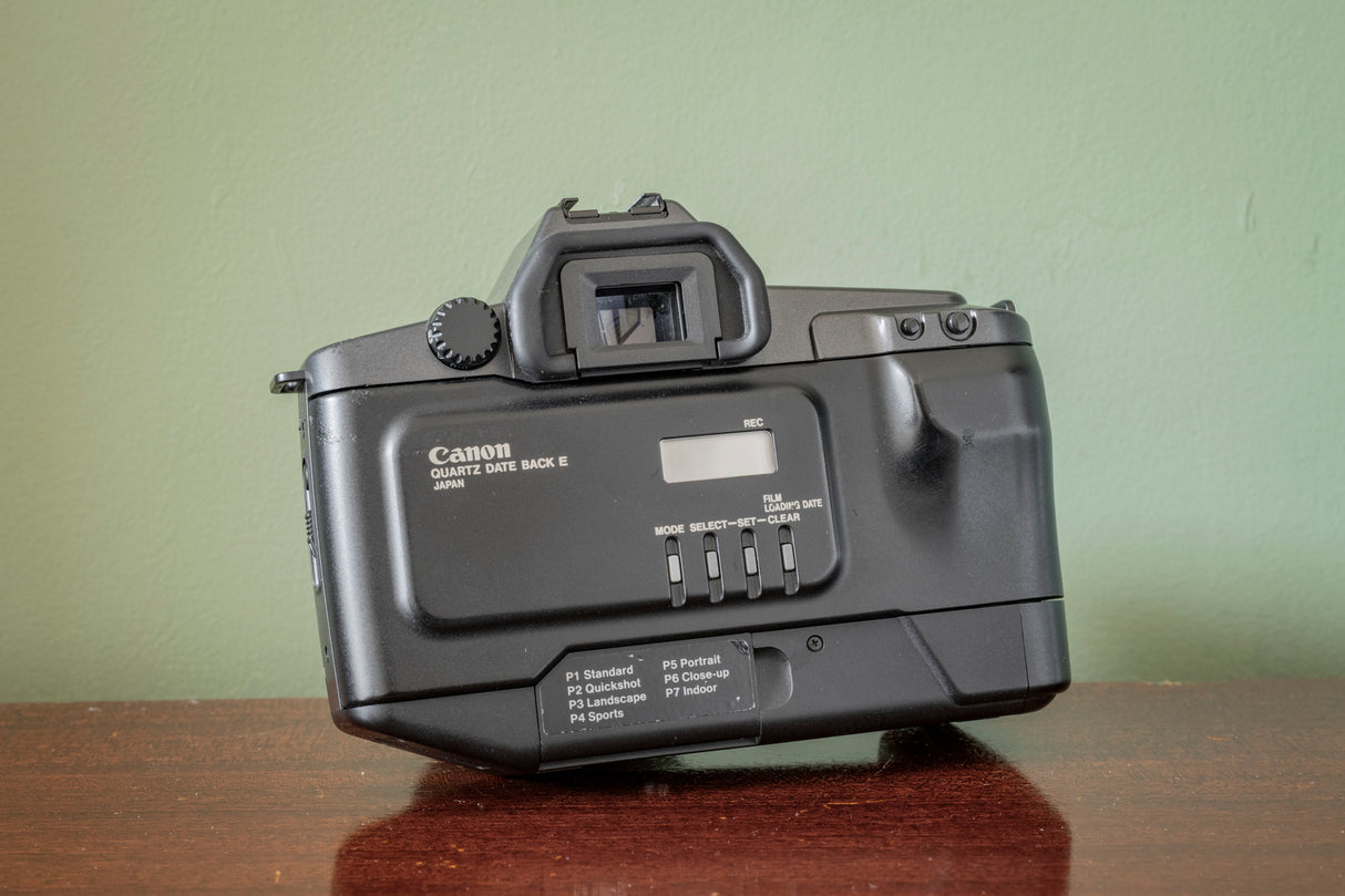 Canon EOS 600 35mm Digital SLR Film Camera with Canon 28-80mm F3.5-4.5 Zoom Lens