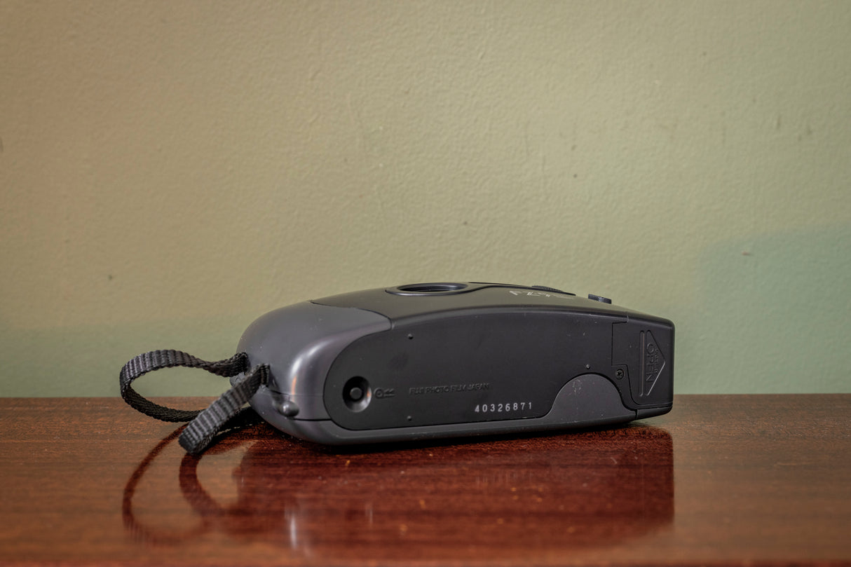 BOXED Fuji FZ-5 35mm Point and Shoot Film Camera