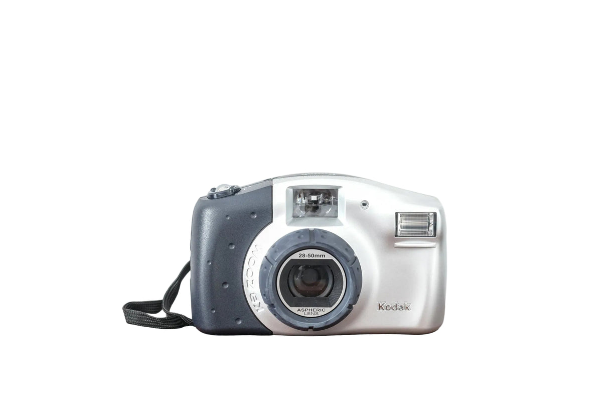 BRAND NEW VINTAGE Kodak KB Zoom 35mm Point & Shoot Film Camera Kit