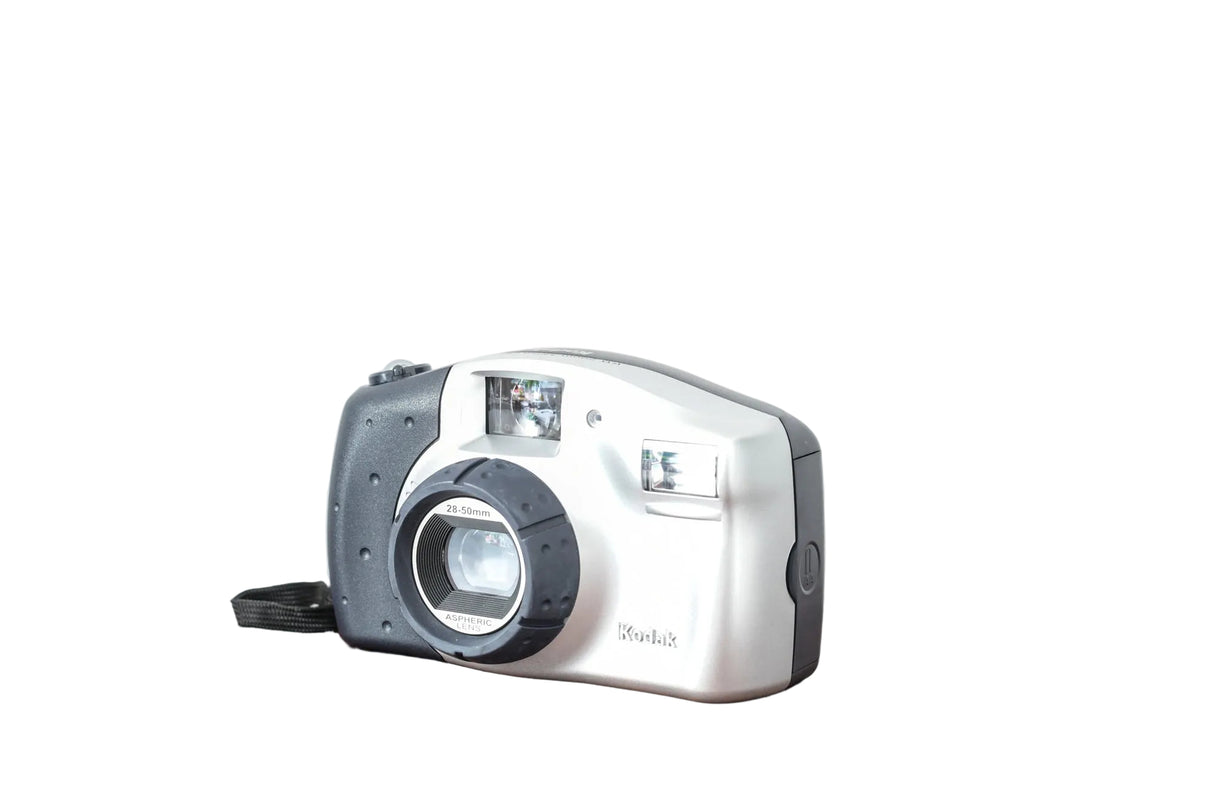 BRAND NEW VINTAGE Kodak KB Zoom 35mm Point & Shoot Film Camera Kit