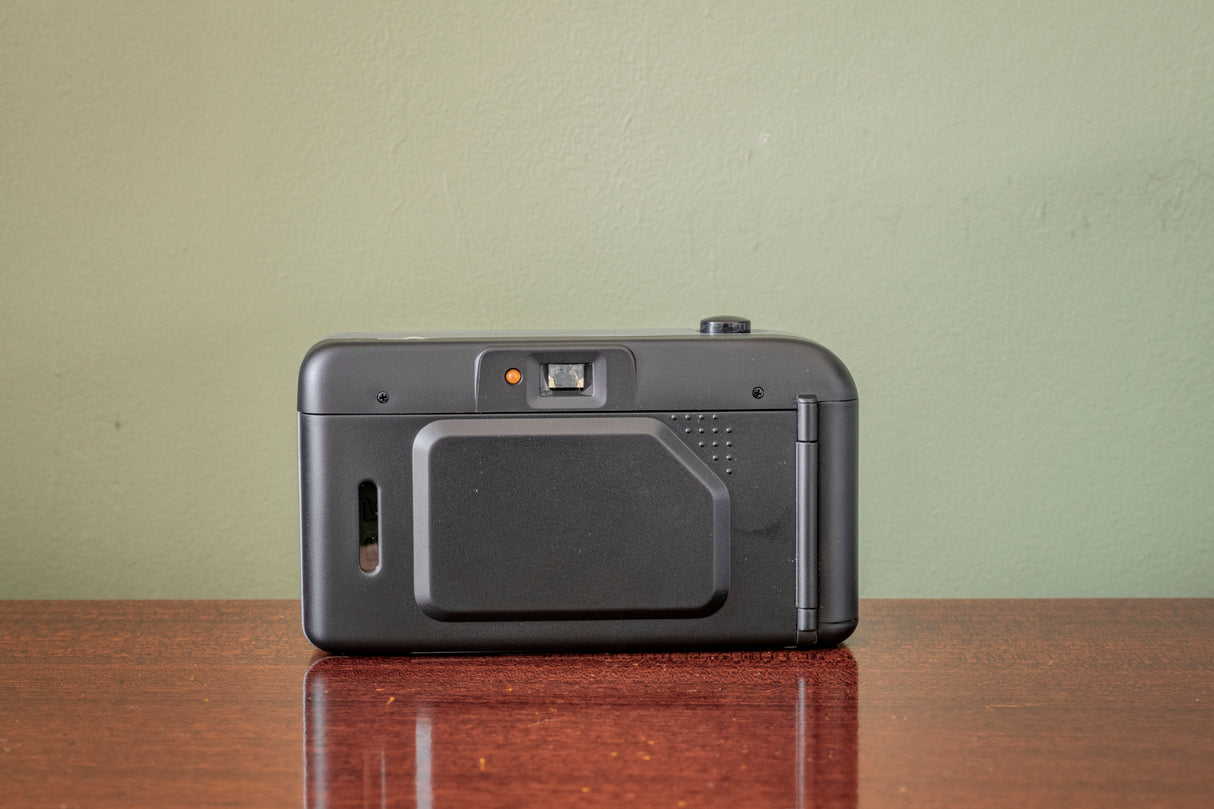 ( EX Display ) Like New Boxed Olympus Trip MD3 35mm Point and Shoot Film Camera - Silver