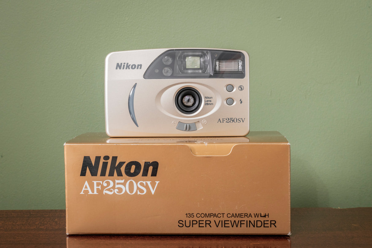 RARE BRAND NEW ( BOXED ) Nikon AF250SV 35mm Point & Shoot Film Camera - GOLD