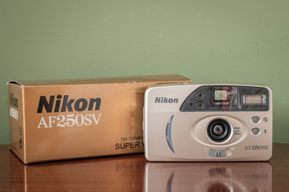 RARE BRAND NEW ( BOXED ) Nikon AF250SV 35mm Point & Shoot Film Camera - GOLD
