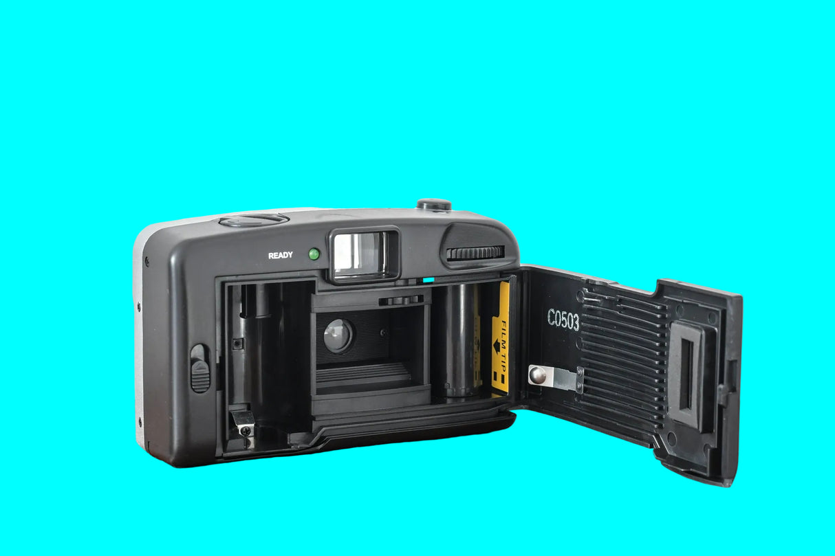 BRAND NEW Polaroid 170BV 35mm Film Camera Kit