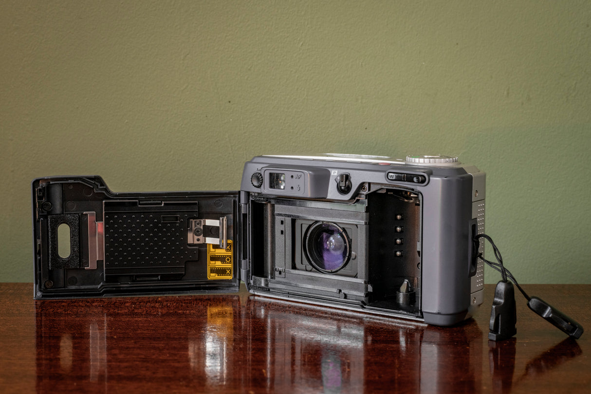 Ex-Display Samsung Fino 170 Super Panorama 35mm Point and Shoot Film Camera