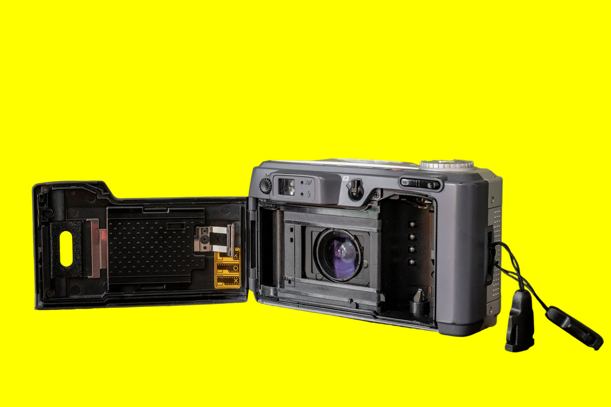Samsung Fino 170 Super Panorama 35mm Point and Shoot Film Camera