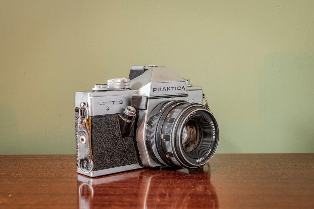 Gorgeous 1978 Praktica Super TL3 35mm Film Camera with Pentacon 50mm F1.8 Lens