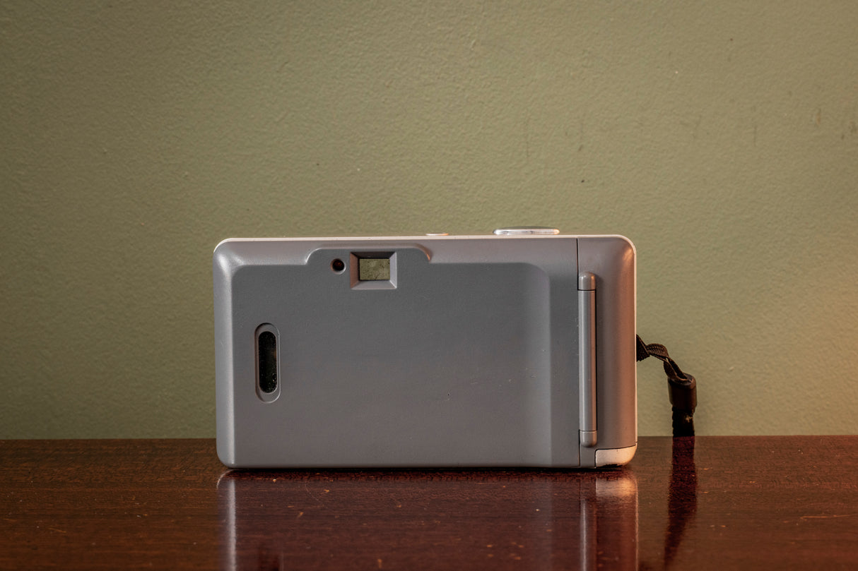 1990's Olympus Trip 100R 35mm Point and Shoot Film Camera