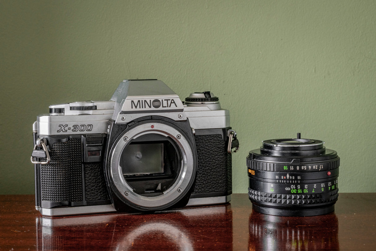 Gorgeous Minolta X-300 35mm SLR Film Camera + Minolta MD Rokker 50mm F1.7mm Lens