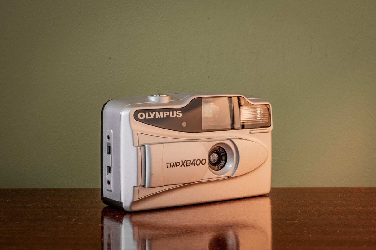 * SPECIAL BUY * NEW BOXED Olympus Trip XB400 35mm Point and Shoot Film Camera