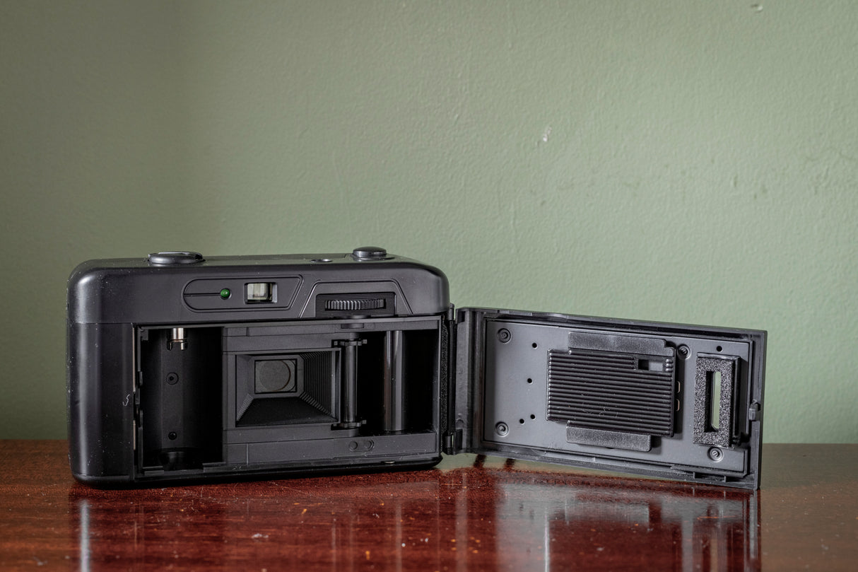 BOXED Olympus Trip Shoot and Go R 35mm Point and Shoot Film Camera