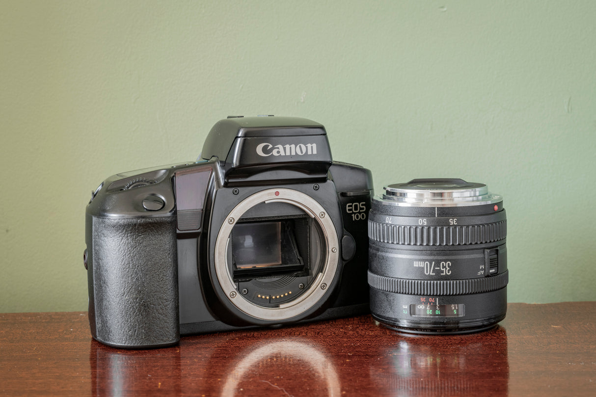 Lovely Canon EOS 100 35mm SLR Film Camera + Canon 35-70mm F3.5-4.5 Zoom Lens