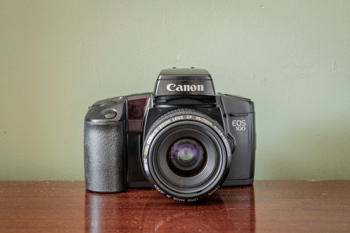 Lovely Canon EOS 100 35mm SLR Film Camera + Canon 35-70mm F3.5-4.5 Zoom Lens