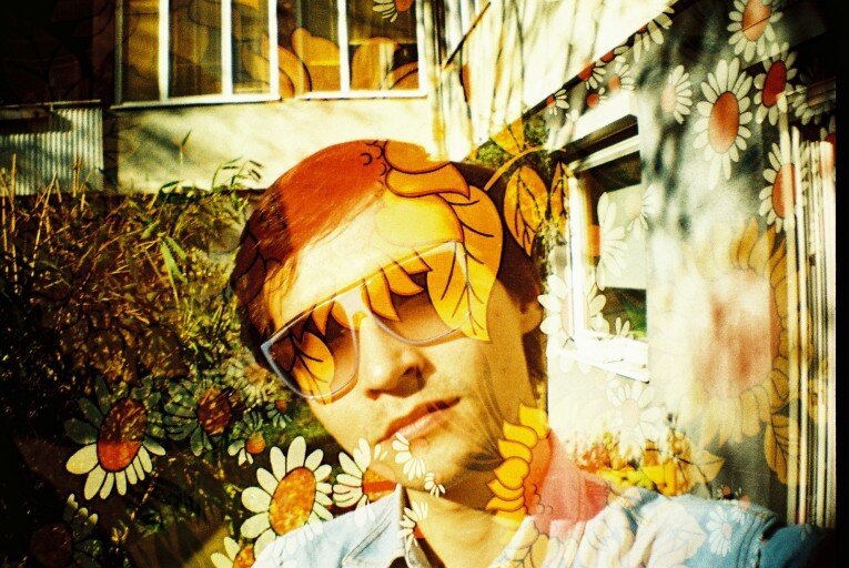 BRAND NEW - BOXED LOMOGRAPHY La Sardina Camera (8 Ball Edition)