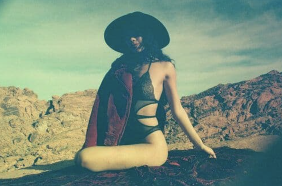 KONO! Moonstruck 35mm ISO 200 24 Exposure Experimental Film