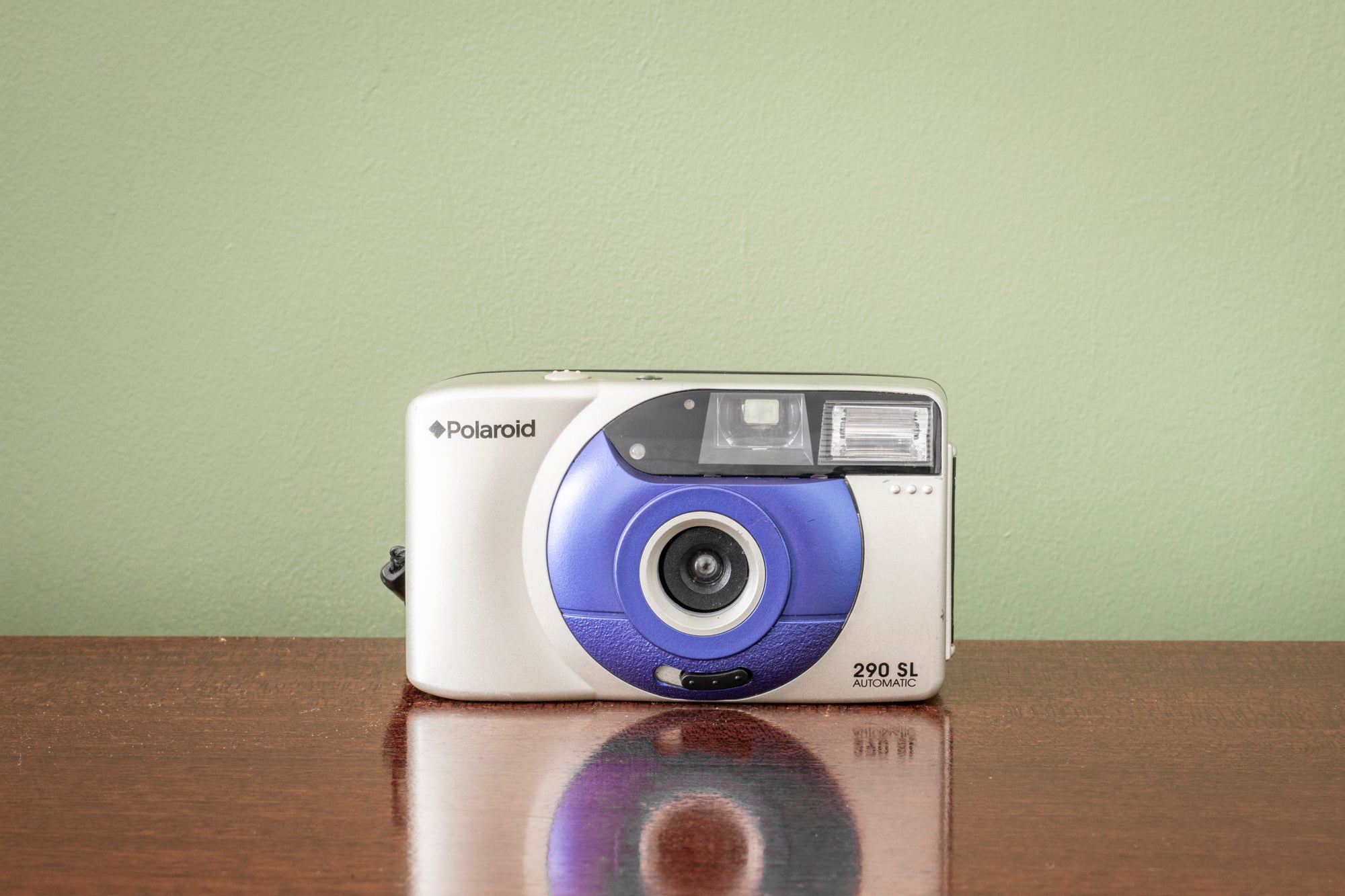 Polaroid 290 SL 35mm Point and Shoot Film Camera – F16 Film Camera