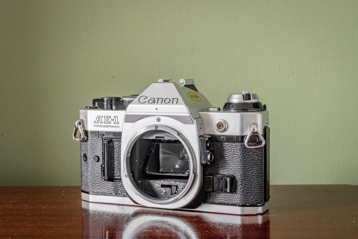 Canon AE1 Program 35mm SLR Film Camera + Boxed Saitex MC Auto 28mm F2.8 Lens