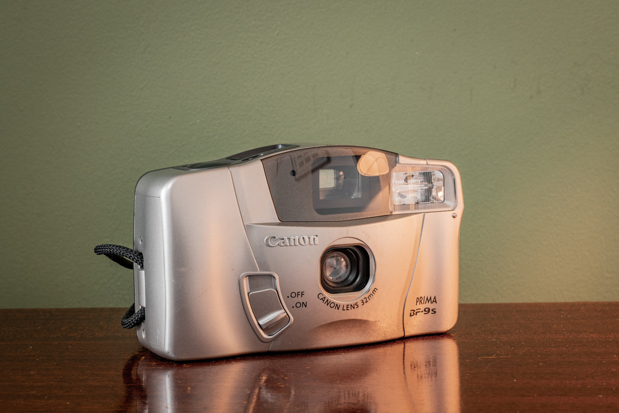 Boxed Canon Sure Shot BF-9s 35mm Point and Shoot Film Camera