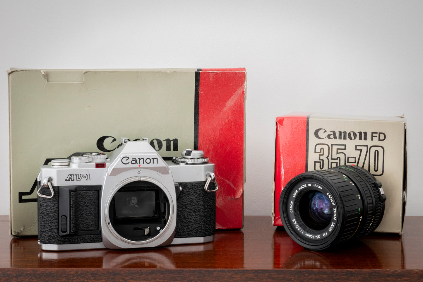 Boxed ( RARE ) Canon AV-1 35mm SLR Film Camera with Canon FD 35-70mm F3.5-4.5 Lens