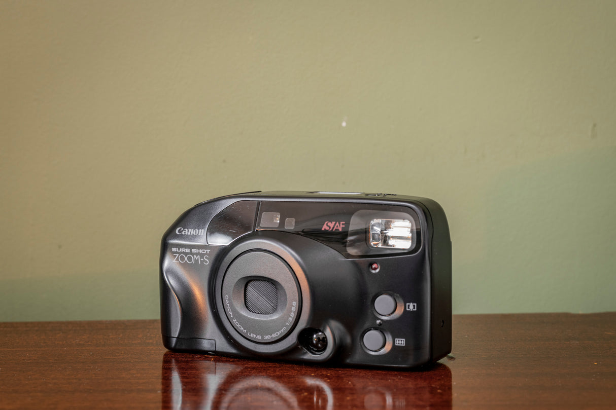 BOXED 1990s Canon Sure Shot Zoom-S 35mm Point and Shoot Film Camera