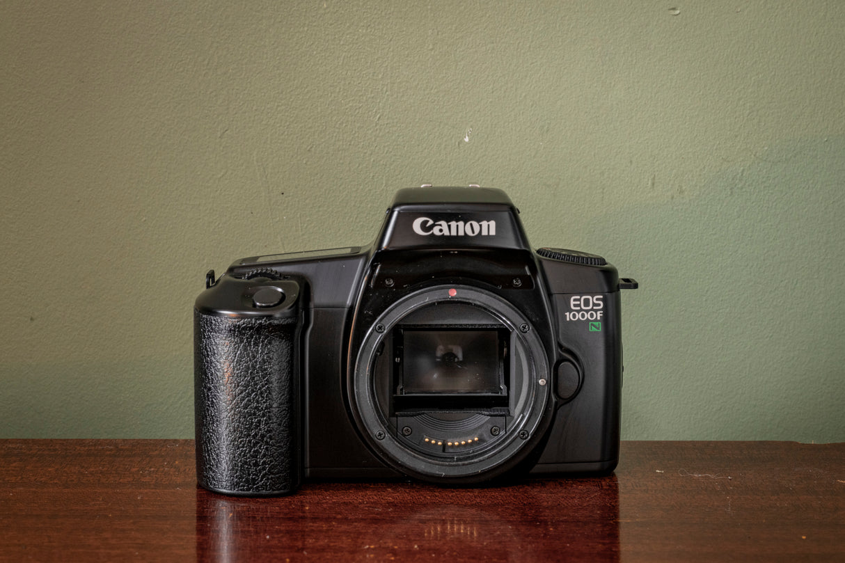 Boxed Canon EOS 1000FN 35mm SLR Film Camera Kit with Canon 35-80mm USM Lens