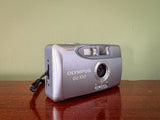 1990's Olympus Trip 100R 35mm Point and Shoot Film Camera - Silver