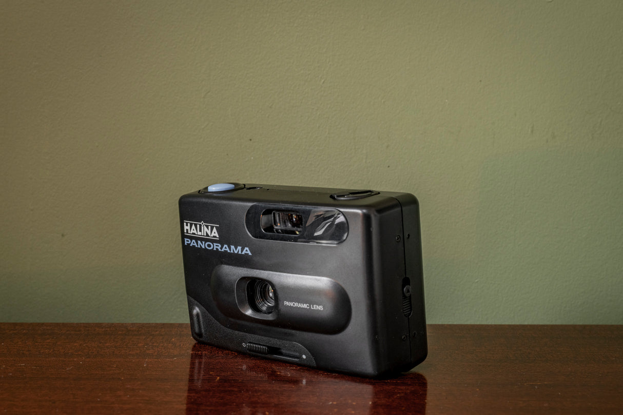 BOXED Halina Panoramic 35mm Point and Shoot Film Camera