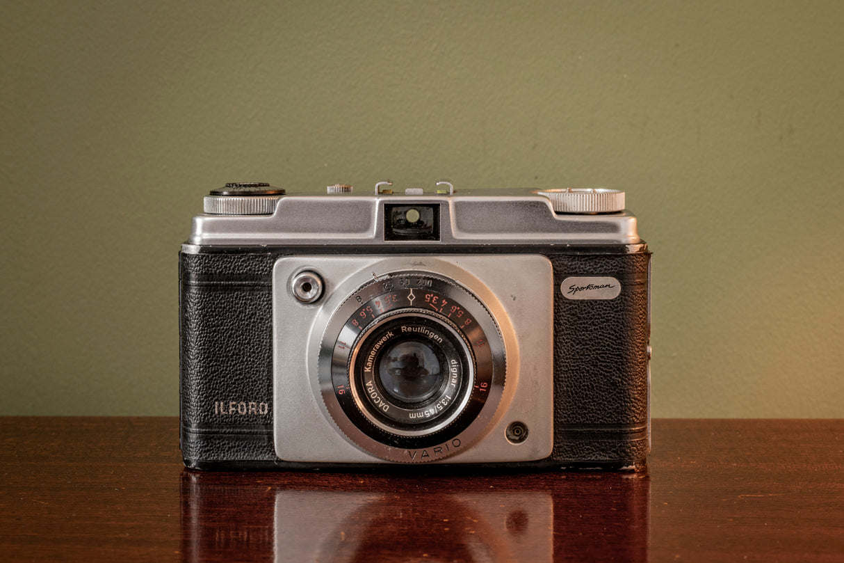 RARE 1960's Ilford Sportsman 35mm Point and Shoot Viewfinder Camera - Black