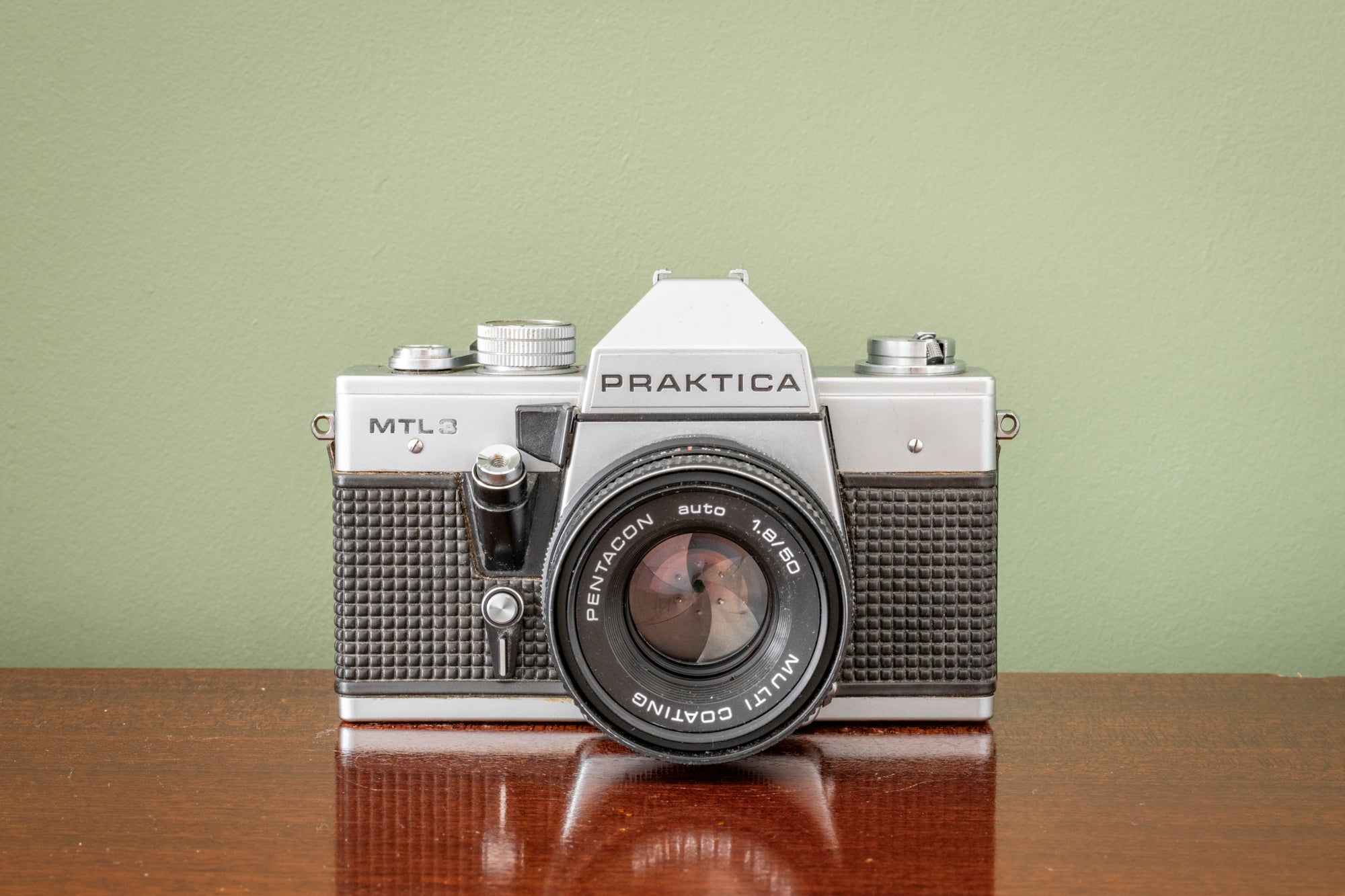 Stunning Praktica MTL3 35mm SLR Film Camera + Pentacon 50mm F1.8