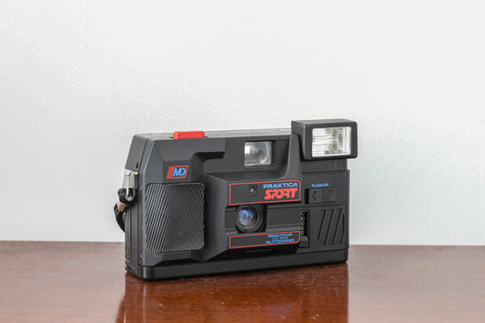 RARE NEW Boxed Praktica Sport MD 35mm Point & Shoot Film Camera