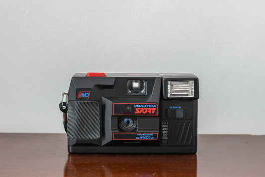 RARE NEW Boxed Praktica Sport MD 35mm Point & Shoot Film Camera