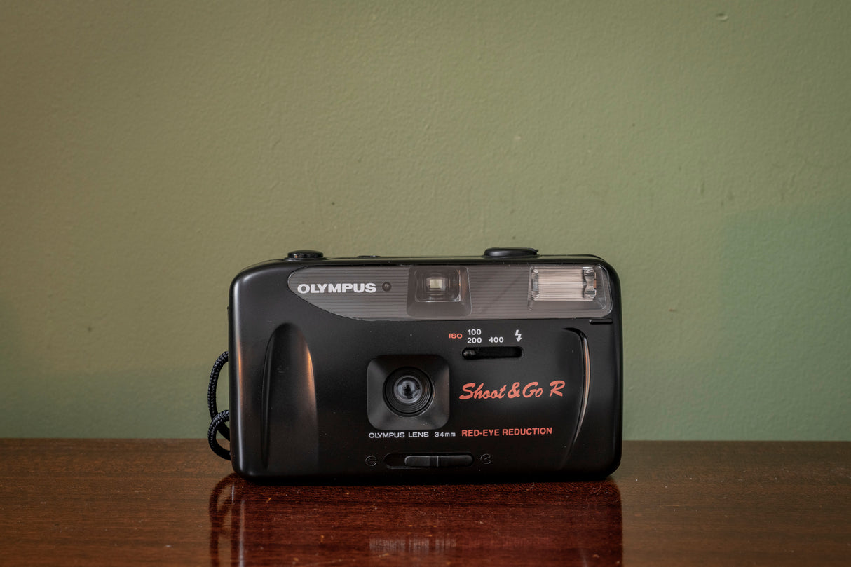 Boxed ( Like New ) Boxed  Olympus Shoot and Go R 35mm Point and Shoot Film Camera