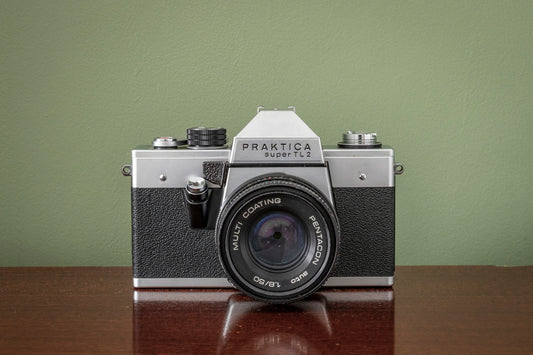 Gorgeous 1975 Praktica Super TL2 35mm Film Camera Kit with Pentacon 50mm F1.8 Lens