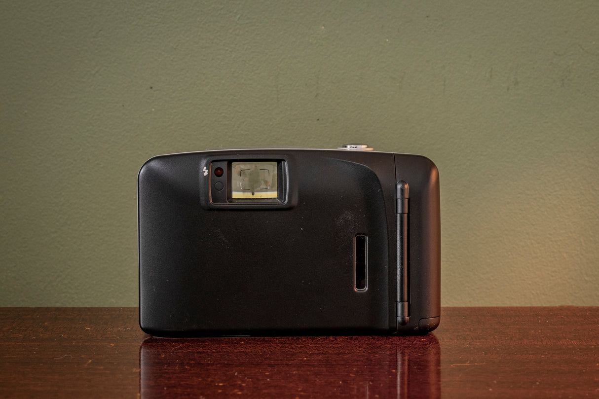 * SPECIAL BUY * NEW BOXED Olympus Trip XB400 35mm Point and Shoot Film Camera
