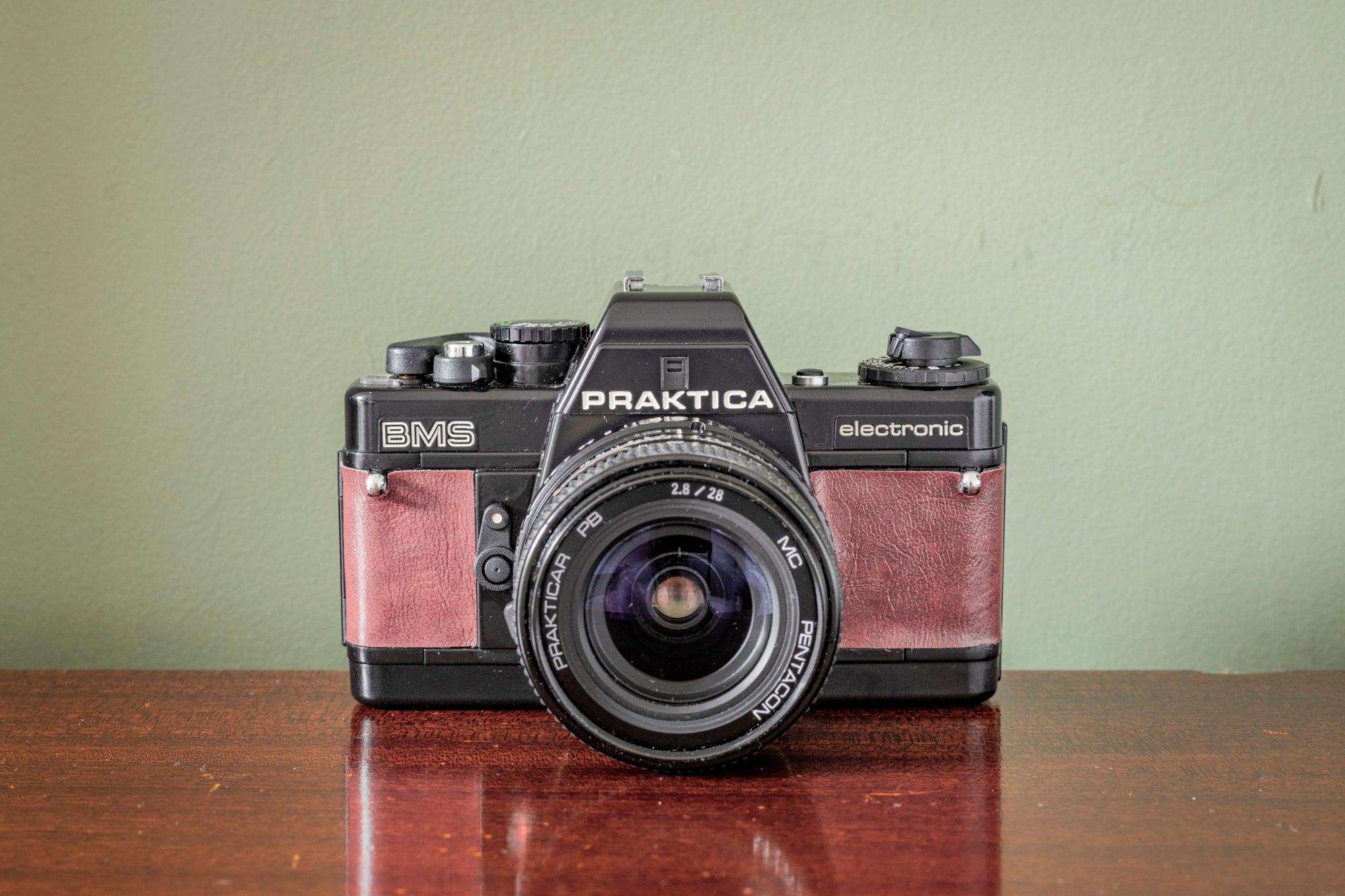 Gorgeous Praktica BMS 35mm Film Camera + Practicar 28mm F2.8 Lens