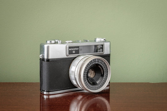 RARE 1960s Yashica Minister III 35mm Rangefinder Film Camera with Yashica 45/2.8mm Lens (Copy)
