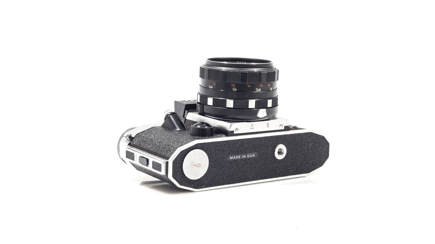 Stunning Vintage Praktica Super TL 35mm SLR Film Camera with Pentacon F1.8 Lens